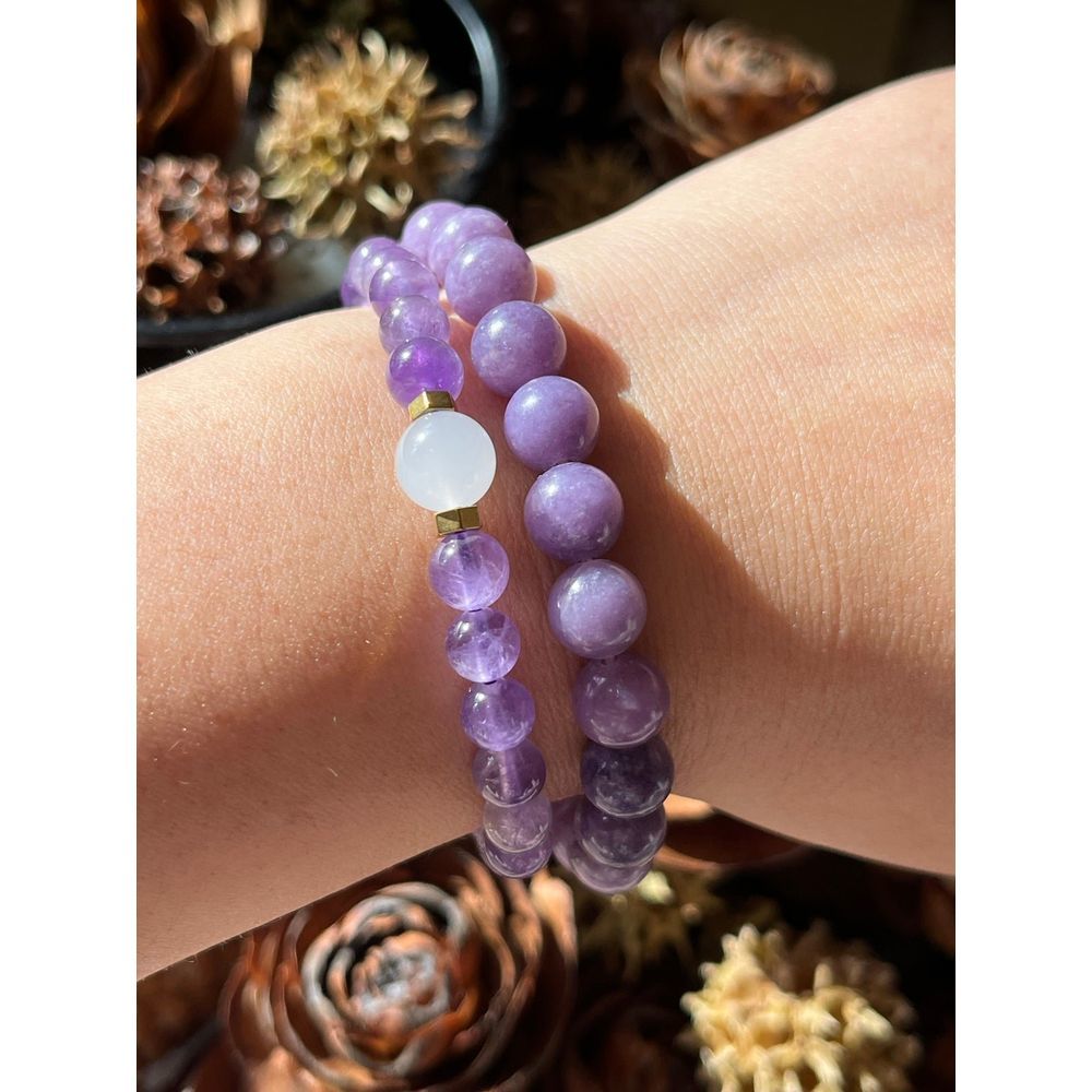 2 Dainty‎ natural crystal bracelets